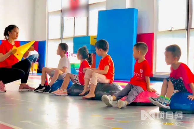 抢占体育教育风口!体育双师通行卡:青少年体适能+中小学指导课免费享